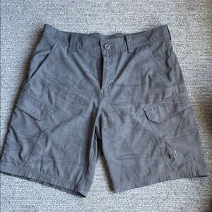 Men's Under Armour Gray Heat Gear Shorts